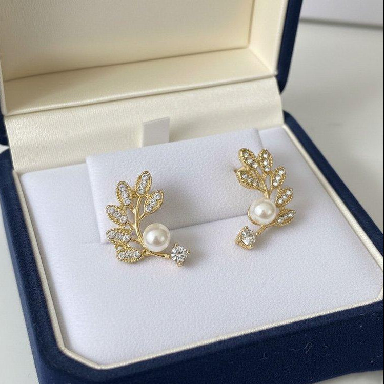 Leaf Pearl Tops Pair